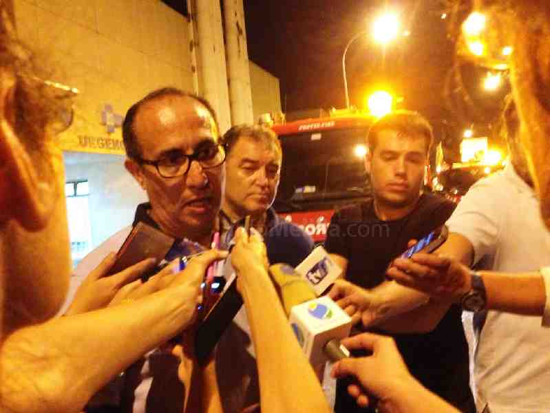 Un incendio en el Hospital Comarcal provoca el traslado de pacientes de UCI y Pediatría