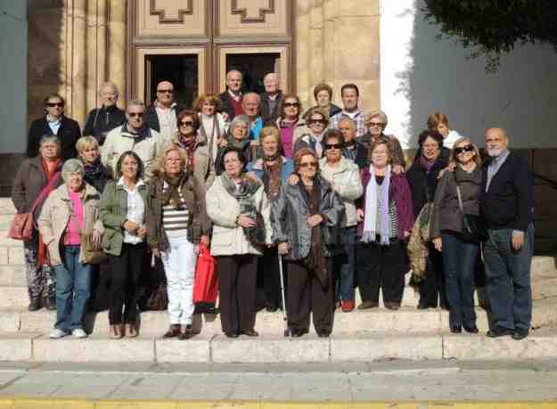 El programa 'Conozcamos nuestros pueblos' lleva a los socios de la Casa de Melilla en Almería hasta Dalias
