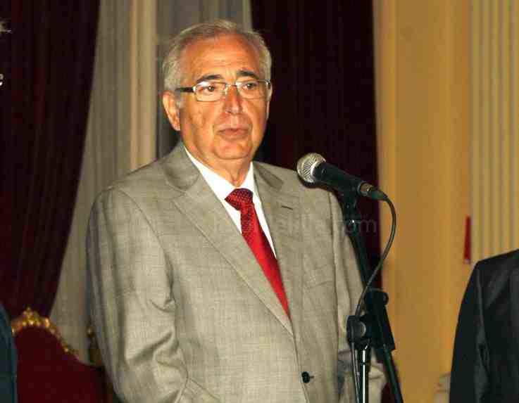 Imbroda tratará con Fernández Díaz los problemas de frontera e inmigración