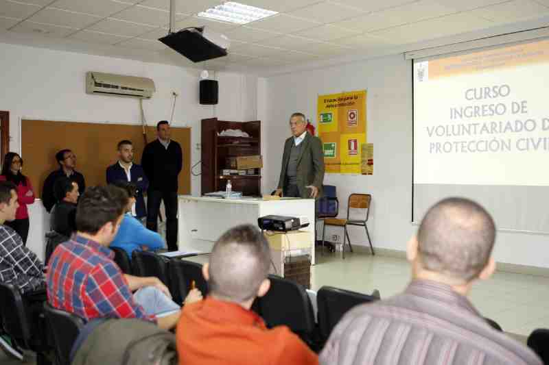 Melilla recibe más de 250 solicitudes para ser voluntario de Protección Civil