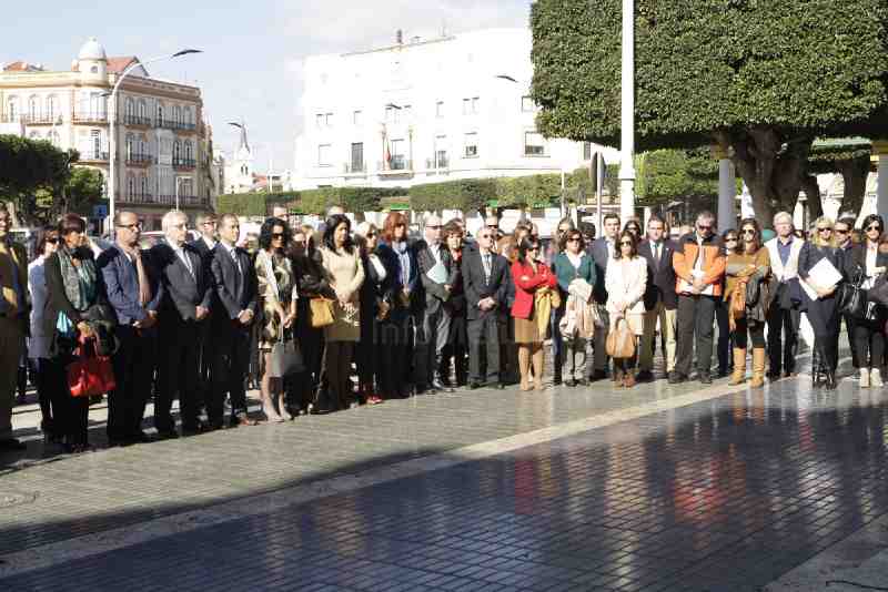 Melilla se une a la lucha contra la violencia de género y recuerda la necesidad de denunciar los casos para acabar con ella