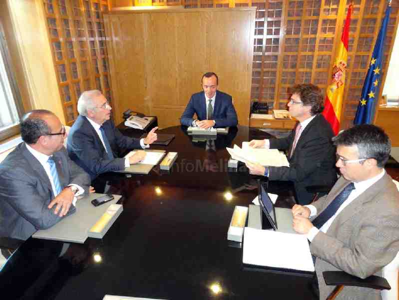Imbroda anuncia la creación de un nuevo paso fronterizo en Melilla