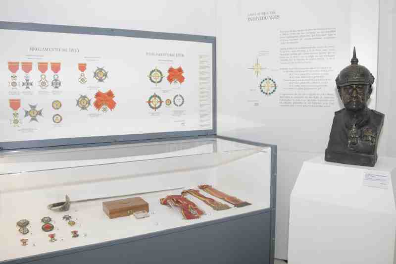 Homenaje a los héroes de Alcántara en el 92 aniversario de Annual