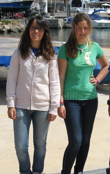 Aurora de Juan y Esther Gómez
