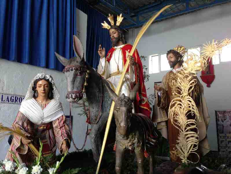 El mal tiempo impide que la Pollinica y la Esperanza den comienzo a la Semana Santa de Melilla