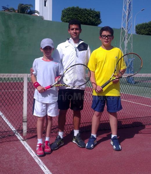 En masculino, Meir Bencheluch y Víctor Árias