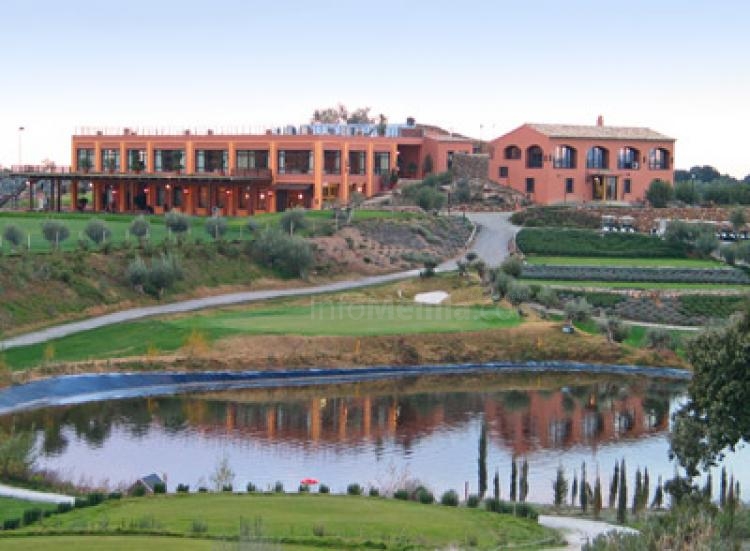 El Antequera Golf, de nuevo, lugar de trabajo veraniego peninsular de la Unión Deportiva