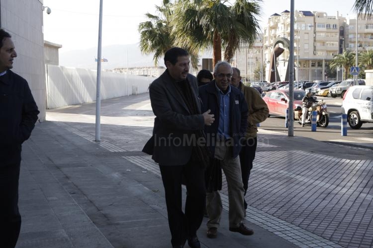 Piden una multa de 600 euros a Mustafa Aberchán tras acoger a un grupo de inmigrantes en su casa