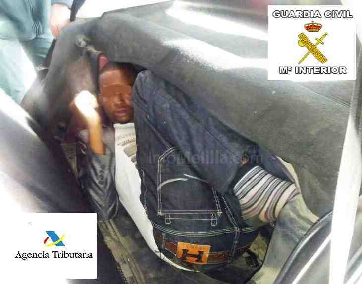 Localizados dos inmigrantes en dobles fondos practicados en un mismo vehículo procedente de Marruecos