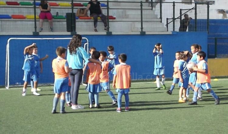 La Escuela de Fútbol cierra la temporada 2012-2013
