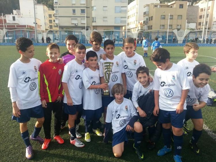 Fútbol Base: La Peña Madridista A alevín, primera campeona de la Copa Federación 2013-2014