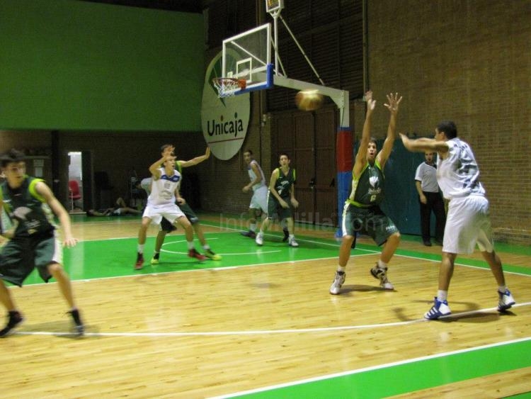Una imagen del partido ante Unicaja