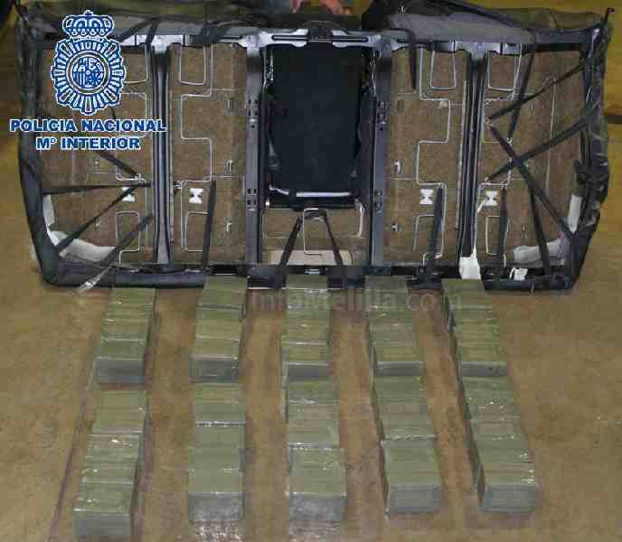 Ingresa en prisión tras ser sorprendido con 23 kilos de hachís en su coche