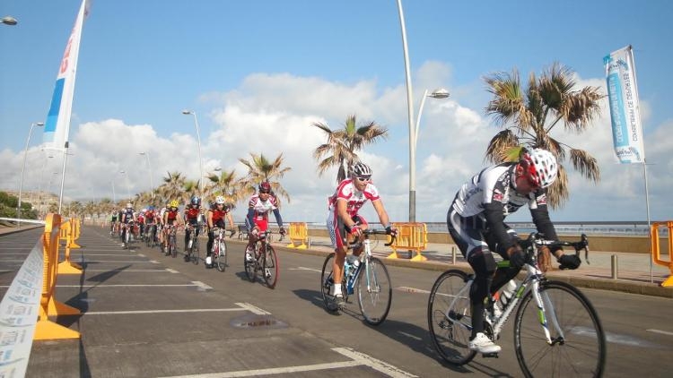 Ciclismo: El pasado domingo se disputó la tradicional "Carrera del Pavo" Navidad 2013