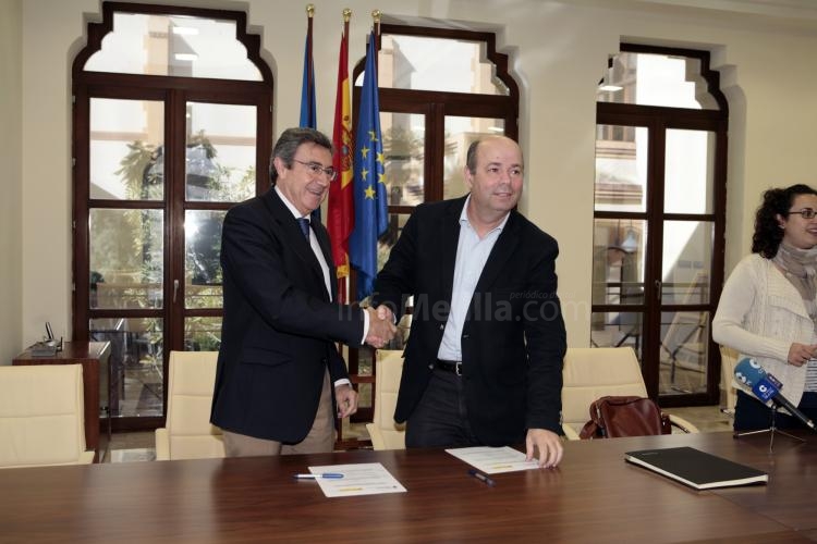 Economía firma un convenio con la Dirección Provincial de Educación para fomentar el autoempleo entre alumnos de FP