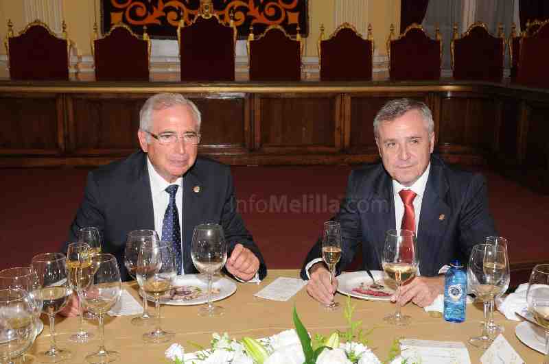Melilla reconoce la valía de Martín Villalón, melillense que lleva el nombre de la ciudad por bandera
