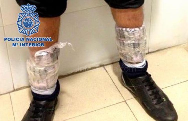 La Policía Nacional intensifica los controles en el Puerto ante el incremento de jóvenes que intentan pasar droga a la Península