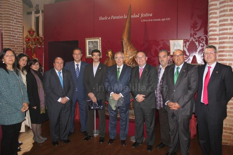 Melilla y Vélez-Málaga firman un protocolo de hermanamiento en la localidad malagueña