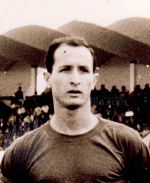 Sin duda una de las leyendas vivas del fútbol Local, Antonio Ibañez