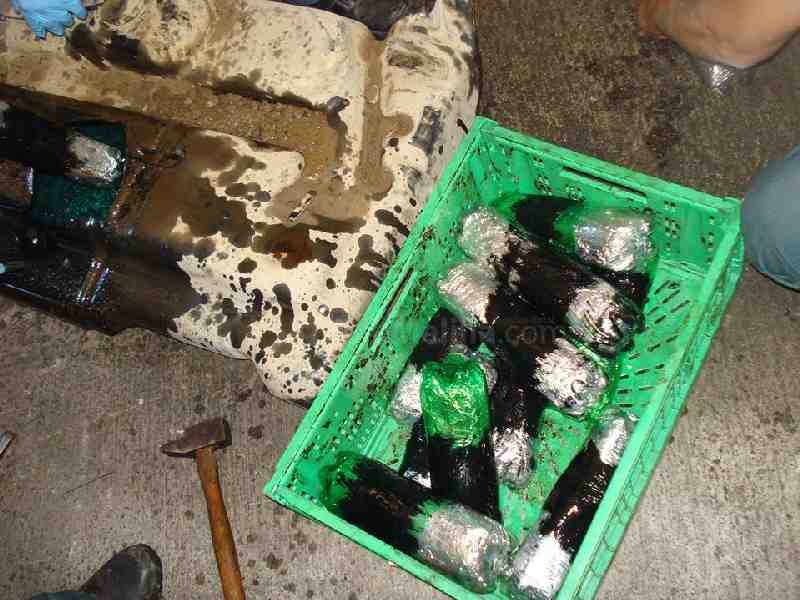 Ocho detenidos con 66 kilogramos de hachís en el puerto de Melilla