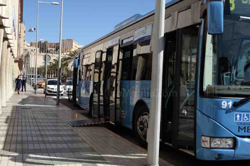 La COA dispone desde hoy de cuatro nuevos autobuses cofinanciados por el Gobierno local