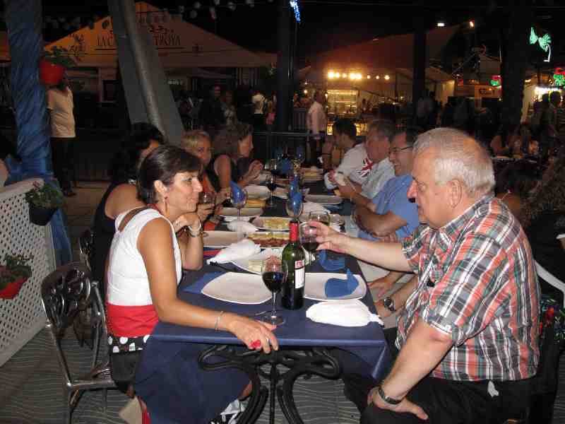 El PP celebra su tradicional cena de Feria en un ambiente distendido y de esperanza