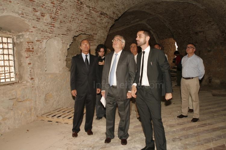 Consiguen dejar al descubierto los elementos y fachadas originales del Fuerte de Victoria Grande con una inversión de 200.000 euros