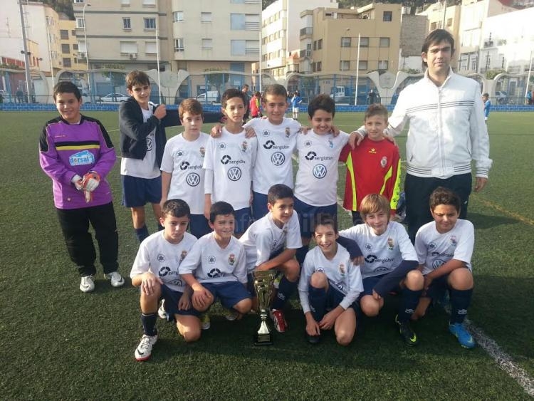 Fútbol Base: La Peña Madridista A alevín, primera campeona de la Copa Federación 2013-2014