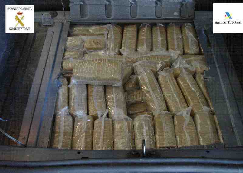 Tres detenidos en el puerto de Melilla con 70 kilogramos de hachís