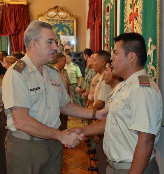 La COMGEMEL ofrece un especial reconocimiento a sus militares hispanos y guineanos