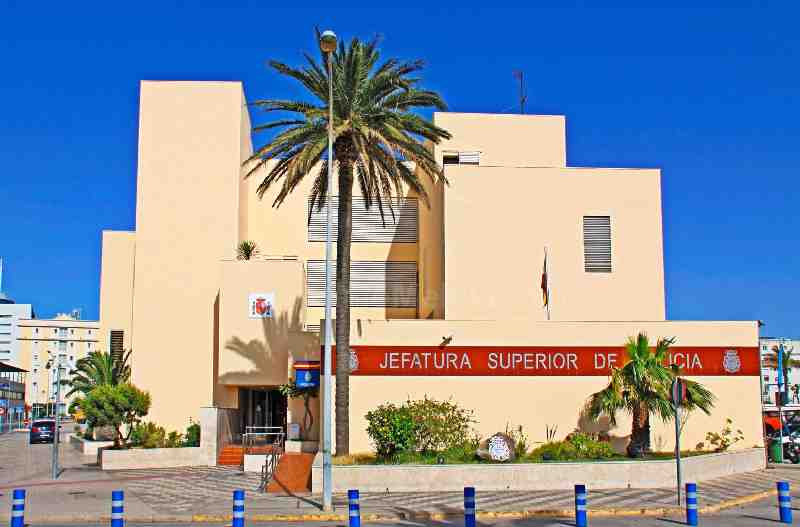 Detenidos en Melilla tres hermanos por tráfico de inmigrantes