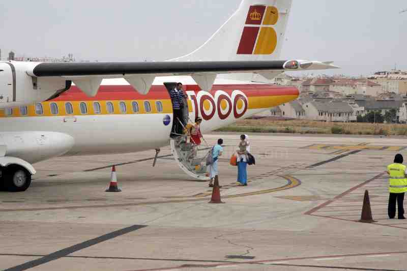 Melilla y Canarias, unidas por primera vez en un vuelo directo
