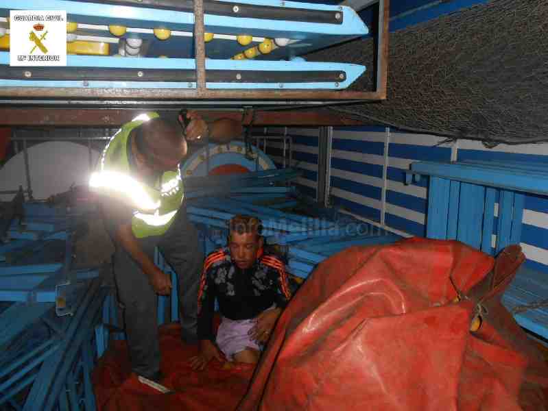 Ascienden a 105 los inmigrantes localizados ocultos en camiones durante la segunda jornada de la 'Operación Feriante'