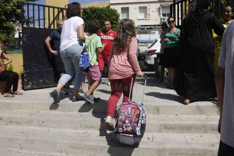 Más de 19.500 niños y jóvenes melillenses inician hoy la 'vuelta al cole'
