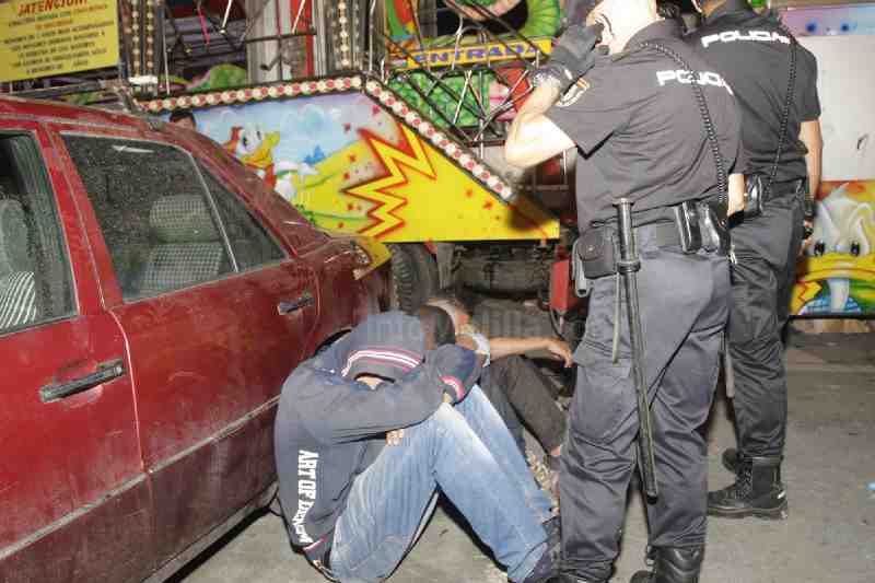 Las primeras horas de la ‘Operación Feriante’ se saldan con la localización de 88 inmigrantes ocultos en camiones y atracciones