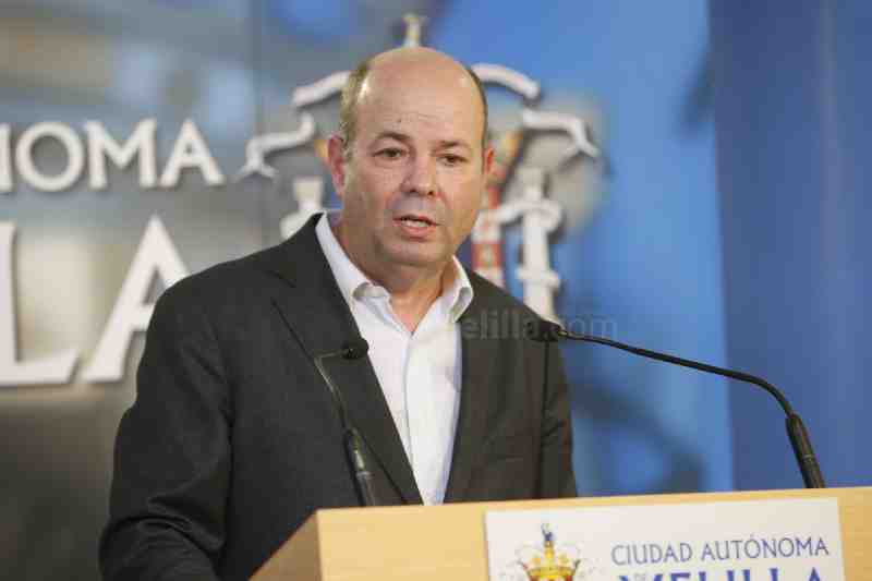 Medio Ambiente firmará dos convenios a coste cero para reciclaje de pilas y aceites