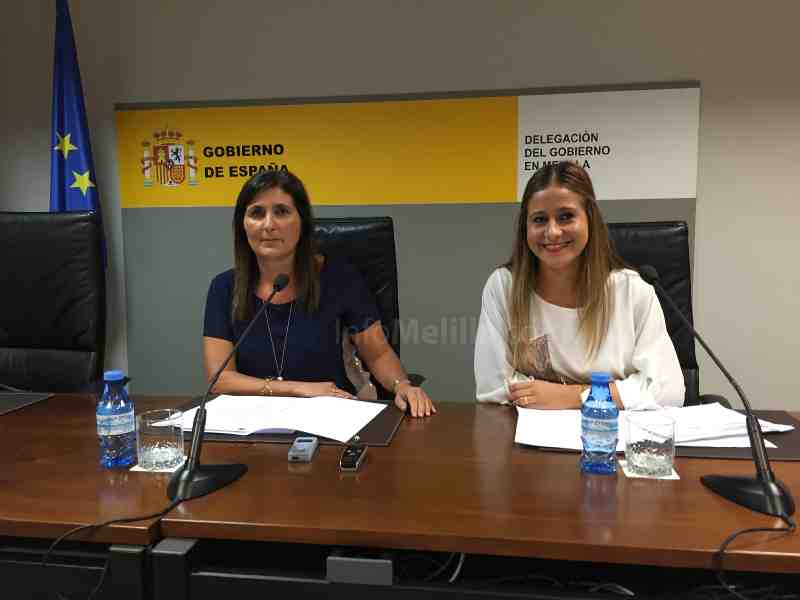 Azancot y Acedo durante la comparecencia ante la prensa