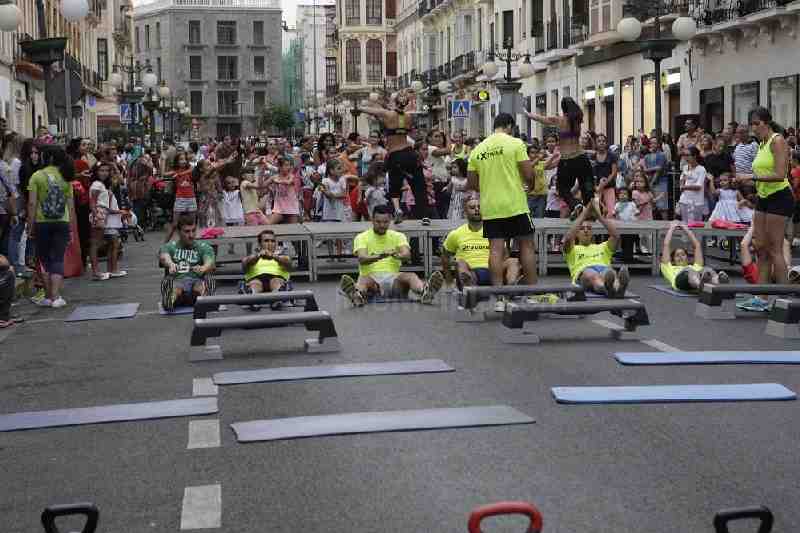 La Avenida se convierte por unas horas en exponente de la movilidad sostenible, el ocio y el deporte