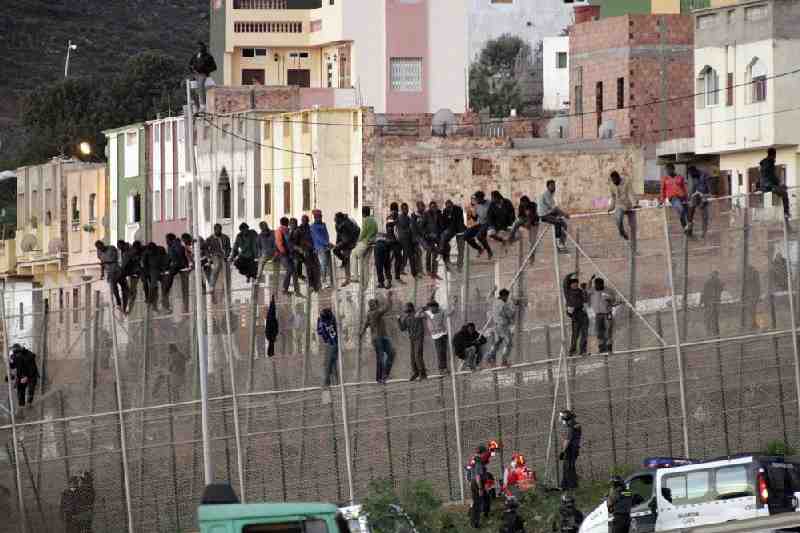 El PP pide al PSOE "sentido de Estado" y ayudar a parar la inmigración ilegal