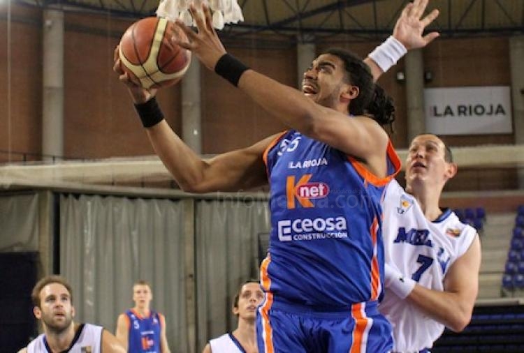 Cocinas.com, rival maldito para el Melilla Baloncesto, aunque Fuentes no entiende de maldiciones