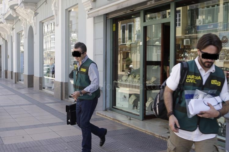 La Guardia Civil continúa los registros en Melilla relacionados con la operación "Ópera"