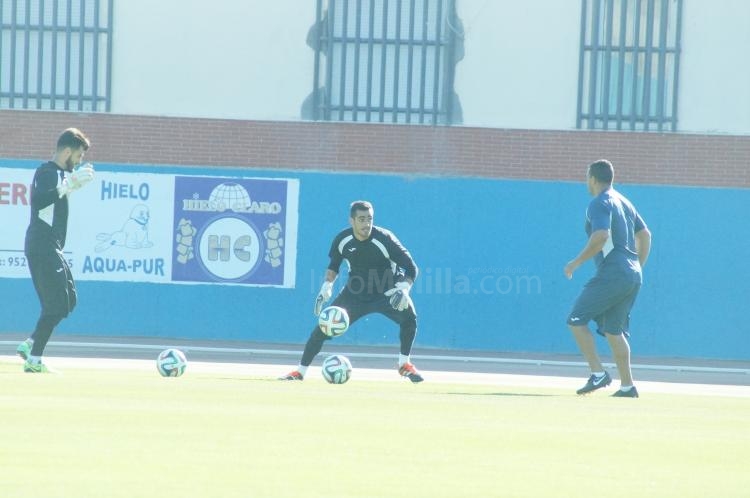 Unión Deportiva Melilla: Última sesión antes de viajar a La Línea