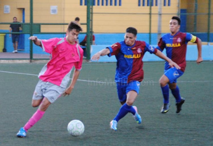 Peña Barcelonista (División Honor Juvenil): Otros tres nuevos puntos que vuelan de "La Espiguera" ahora ante el San Félix (1-2)