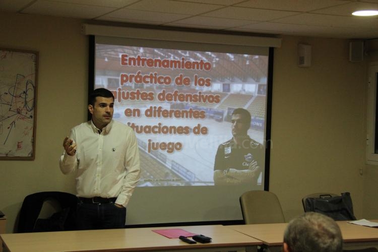 Los melillenses alucinan con las jornadas impartidas por José María Pazos ‘Pulpis’
