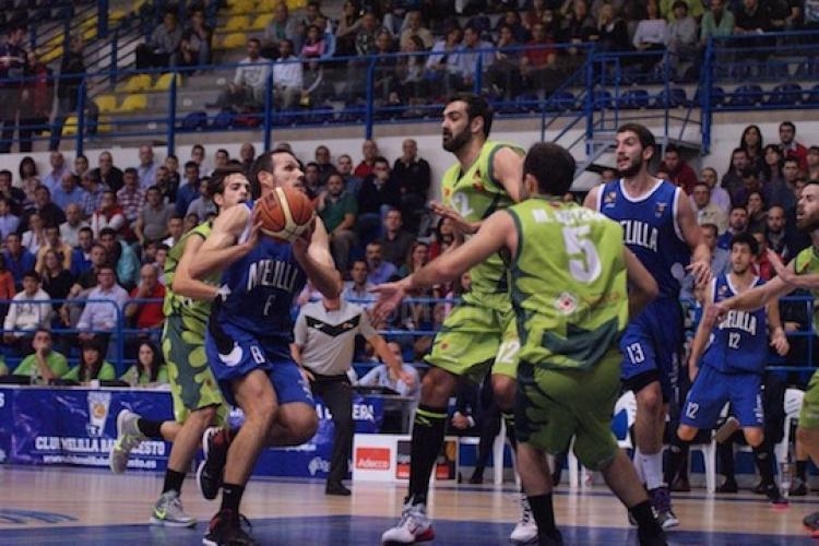 Melilla Baloncesto pierde ante Planasa por errores infantiles puntuales en momentos claves (65-74)