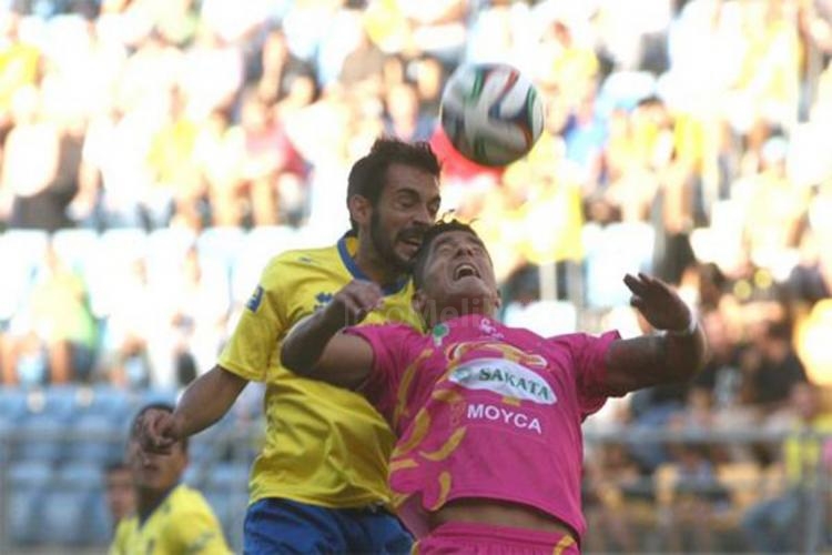Así ve el cuerpo técnico de la UD Melilla al: Cádiz CF