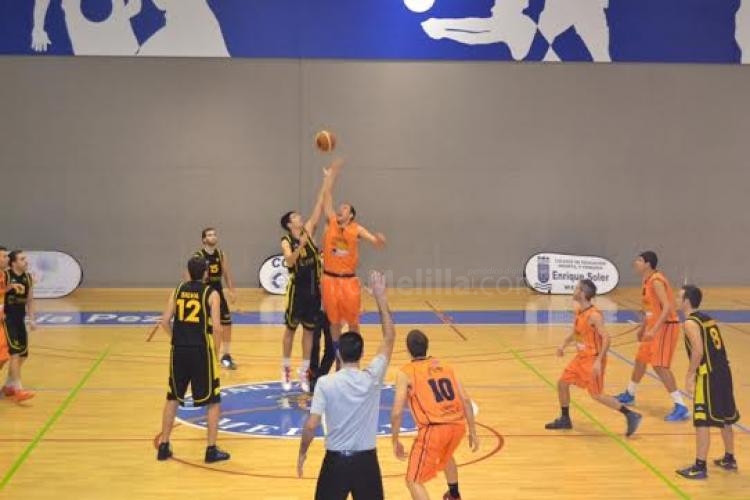 Imagen del partido entre melillenses y pacenses