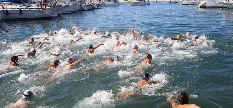 La travesía al puerto, como cada año, volverá de seguro a darnos un bonito espectáculo deportivo