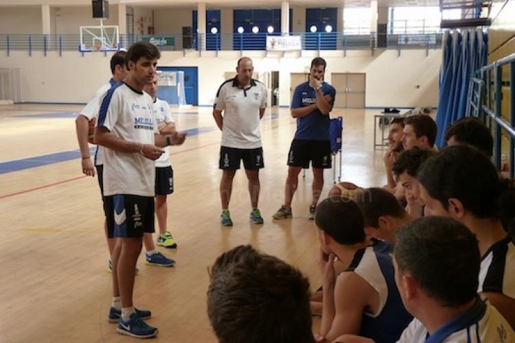 Melilla Baloncesto: El Decano vuelve a los entrenamientos sin tiempo para lamentos