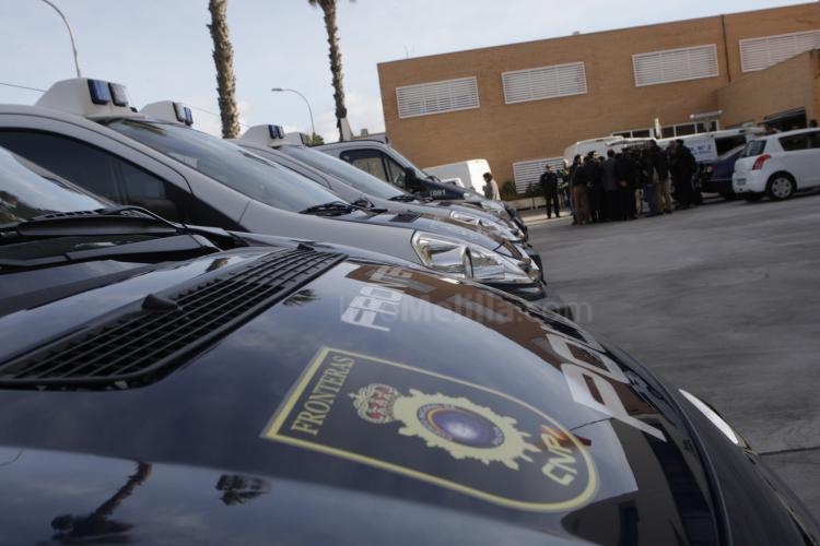 La Policía Nacional refuerza sus recursos materiales con seis nuevos vehículos y once equipos de verificación documental
